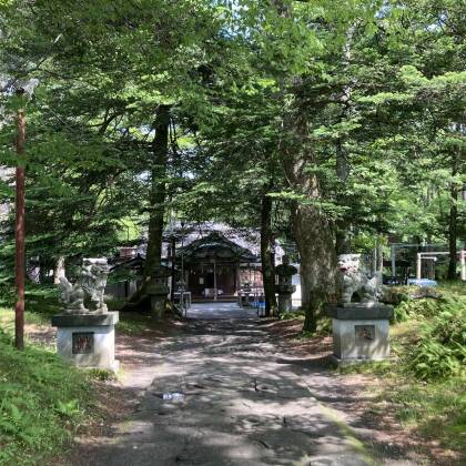軽井沢の諏訪神社さん