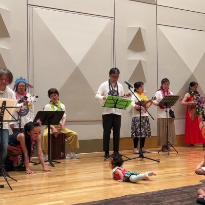 子育て応援フェスタでウクレレ演奏しました。
